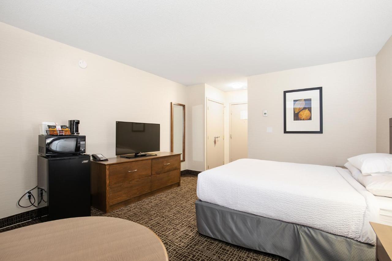 Ramada By Wyndham Kamloops Hotel Luaran gambar