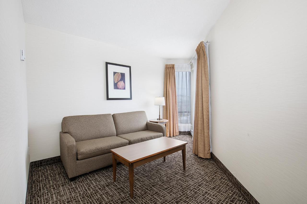Ramada By Wyndham Kamloops Hotel Luaran gambar
